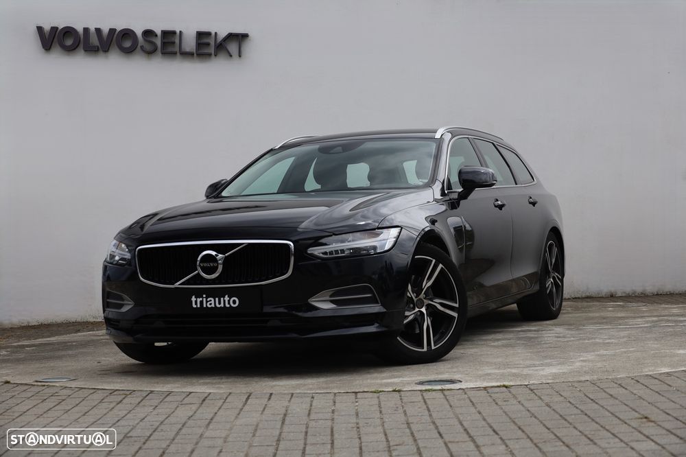 Volvo V90 2.0 D4 Momentum Geartronic - 32