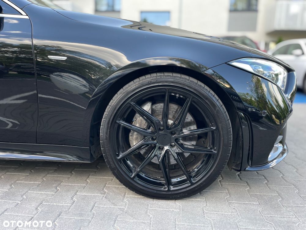 Mercedes-Benz CLS - 11