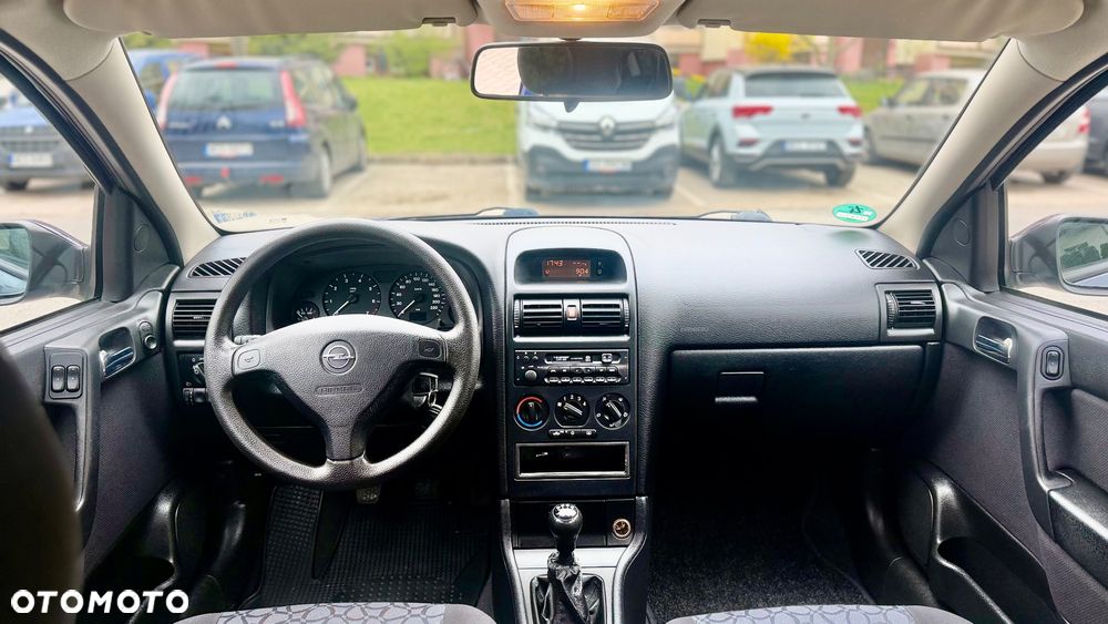 Opel Astra - 20