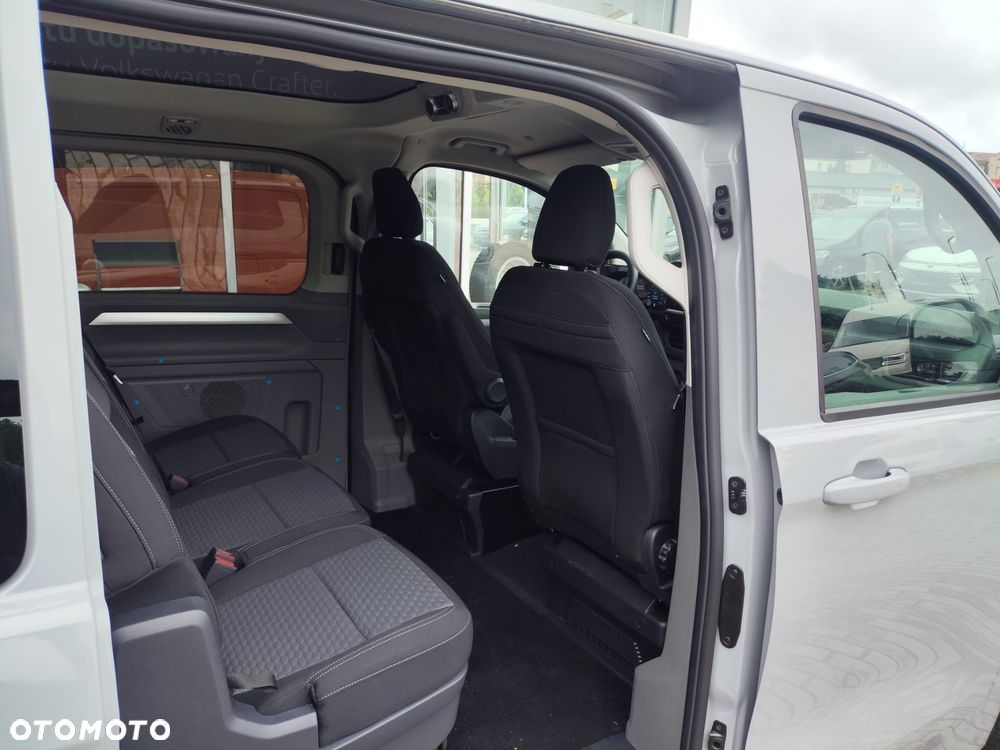 Volkswagen Caravelle - 13