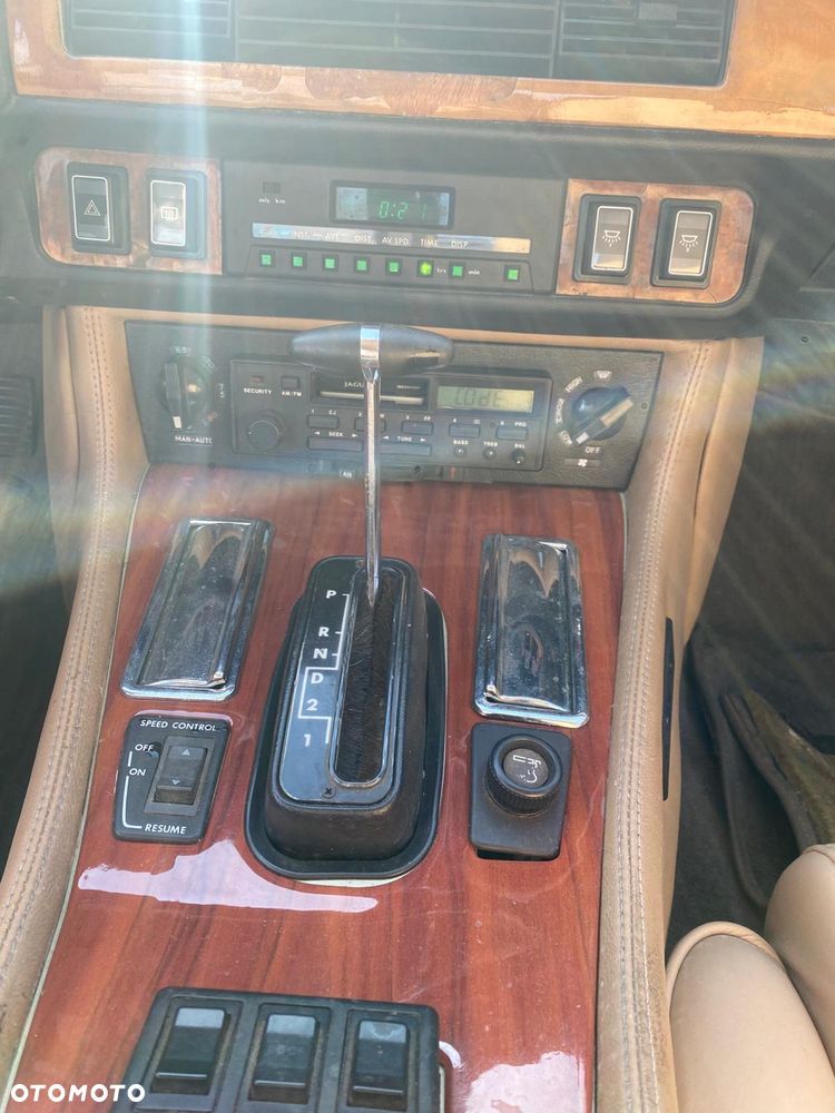 Jaguar XJS - 21