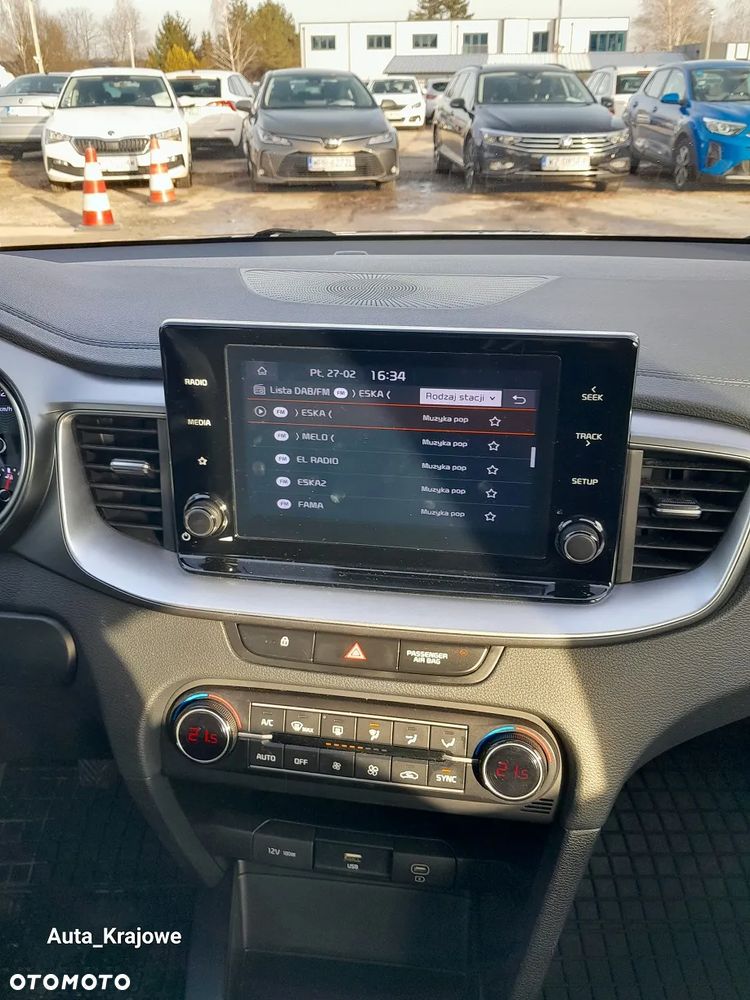 Kia Ceed 1.5 T-GDI M - 12