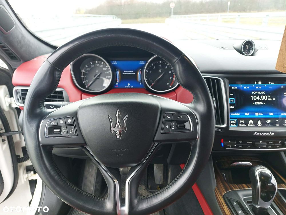 Maserati Levante Q4 GranLusso - 15