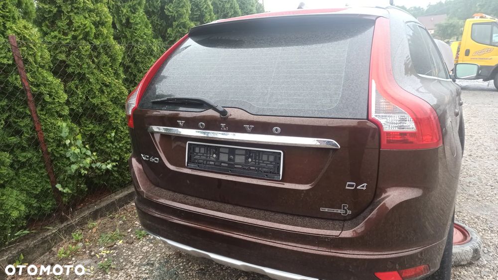 Volvo XC60 13-  Silnik D4204T5 2.0 D Maska błotnik zderzak drzwi  712-16 - 4