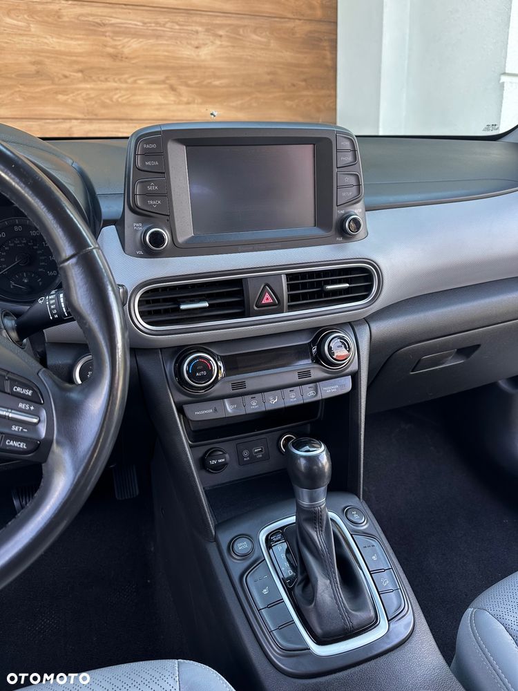 Hyundai Kona 1.6 T-GDI DCT 4WD Premium - 11