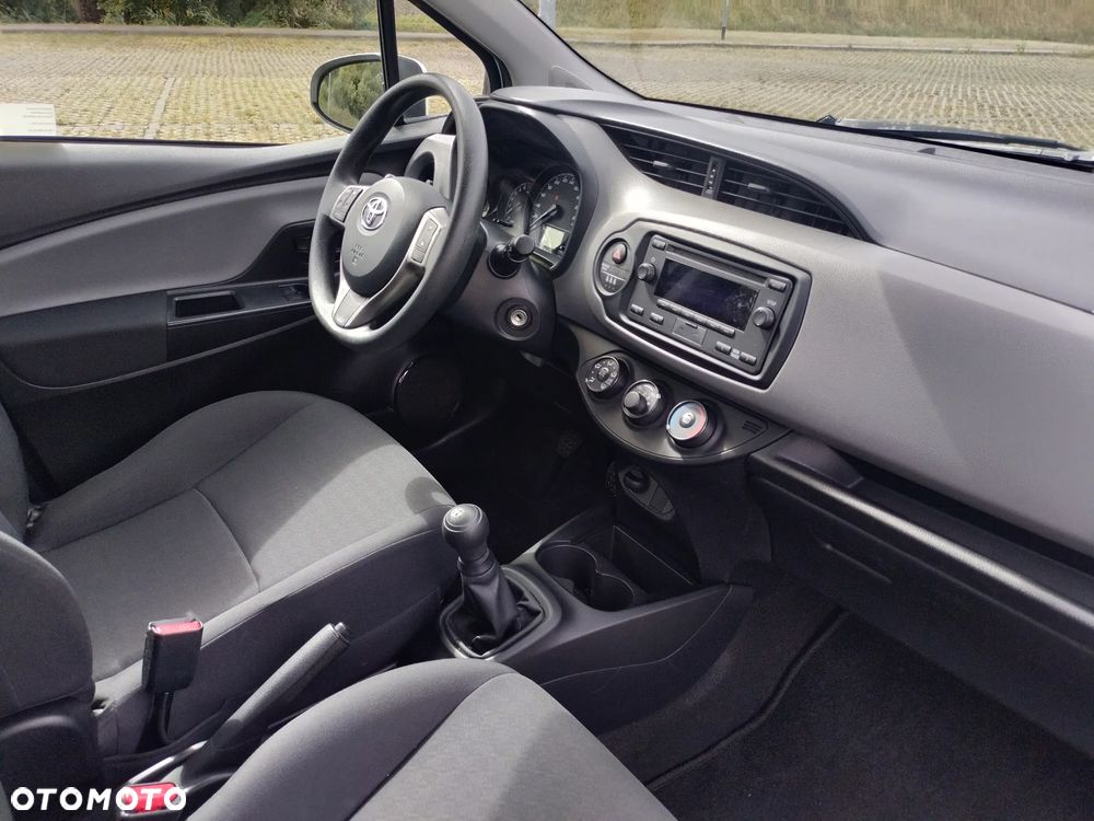 Toyota Yaris - 34