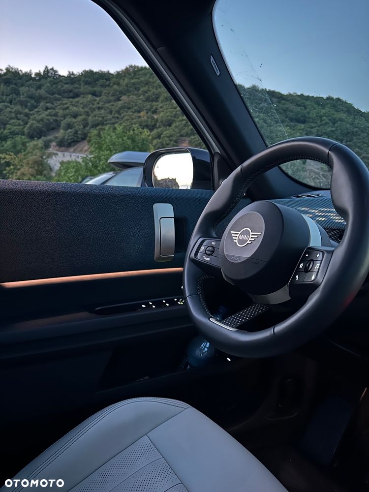 MINI Countryman S ALL4 Favoured Trim - 5