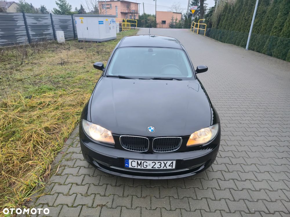 BMW Seria 1 118i Edition Sport - 13