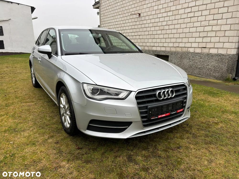 Audi A3 Sportback 2.0 TDI Attraction - 1