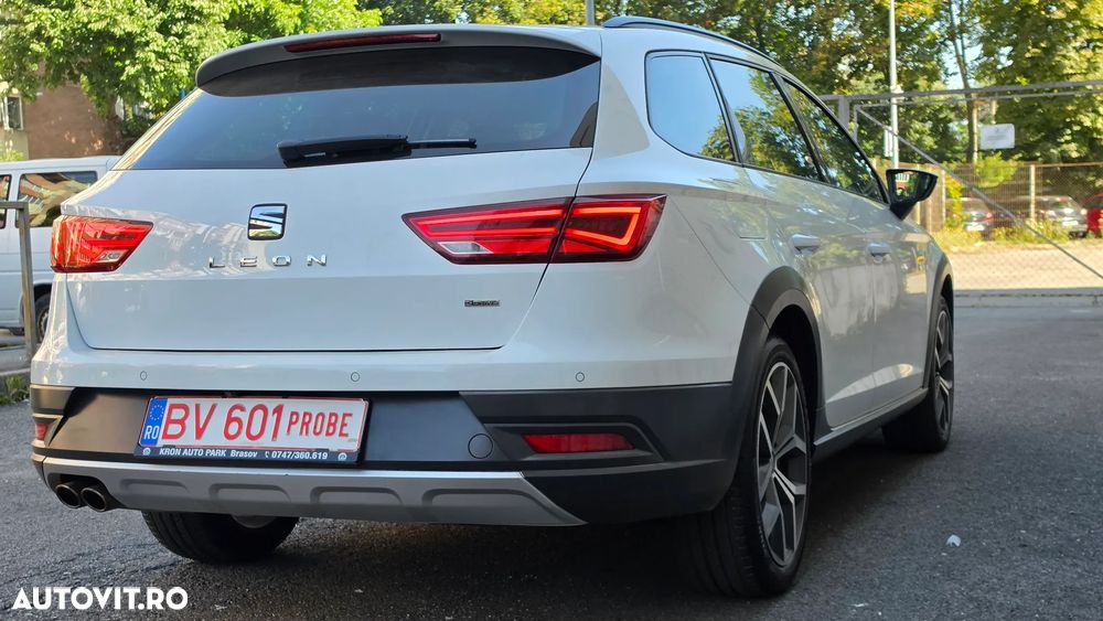Seat Leon 2.0 TDI Start&Stop 4DRIVE DSG X-Perience - 25