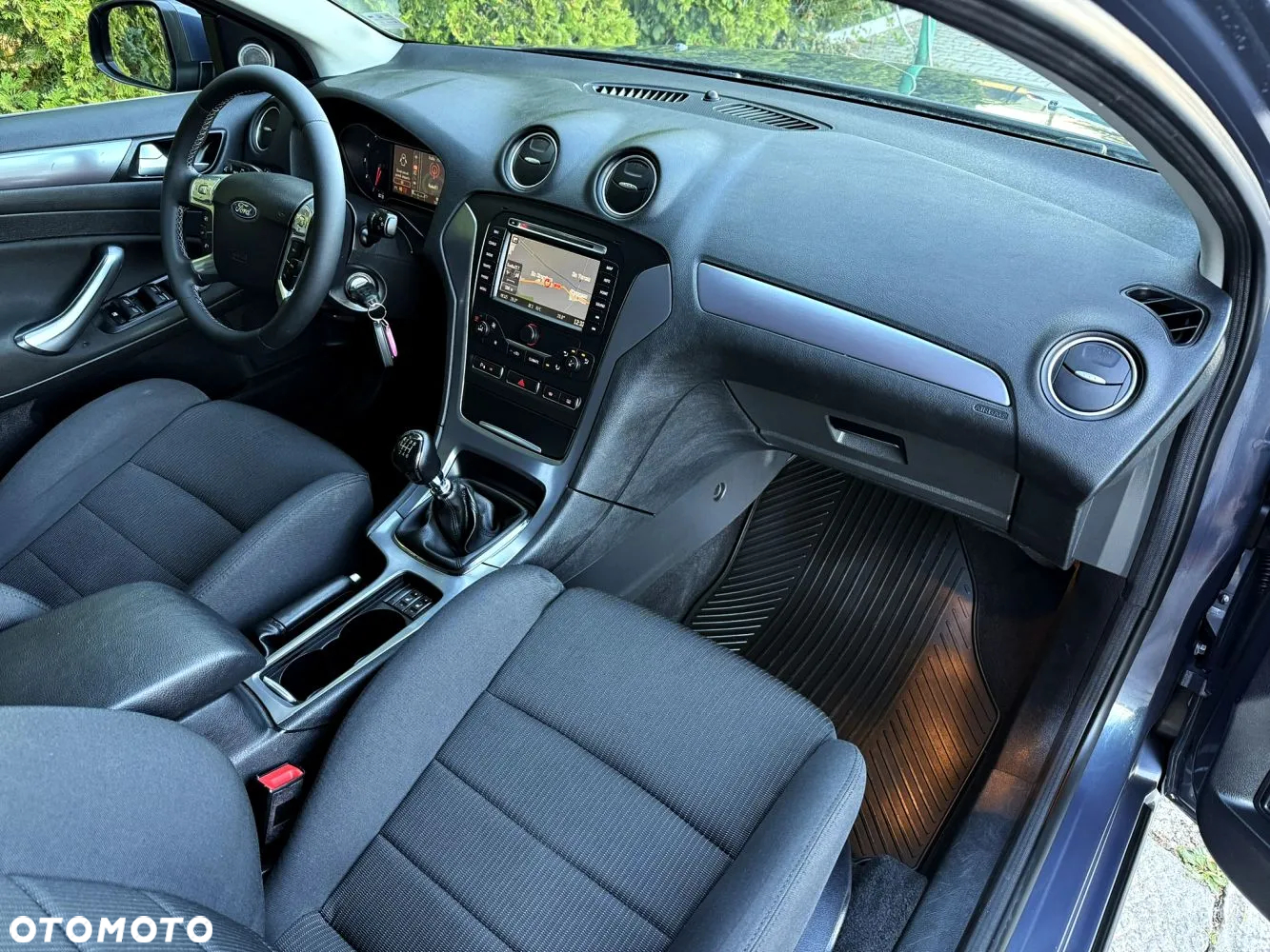 Ford Mondeo - 28
