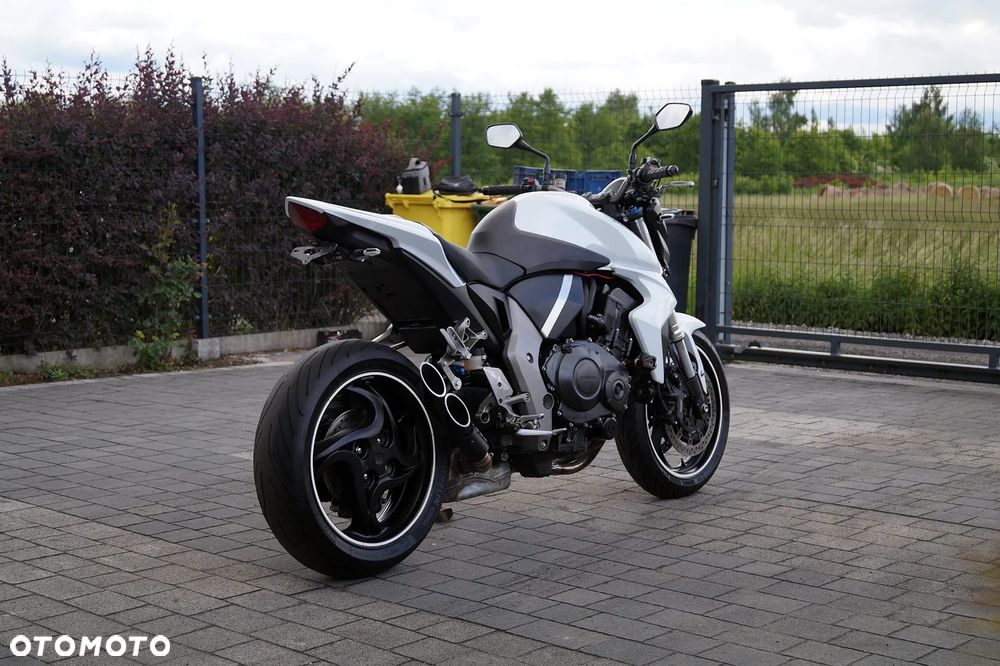 Honda CB - 9