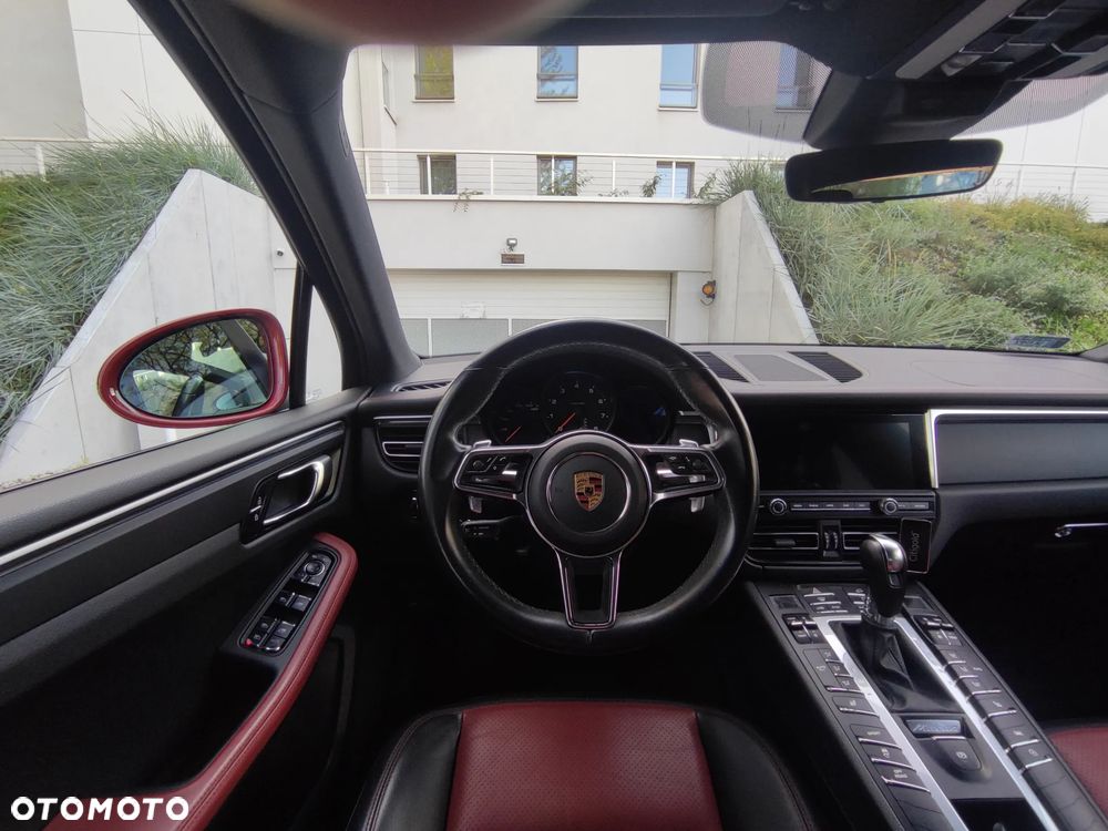 Porsche Macan - 14