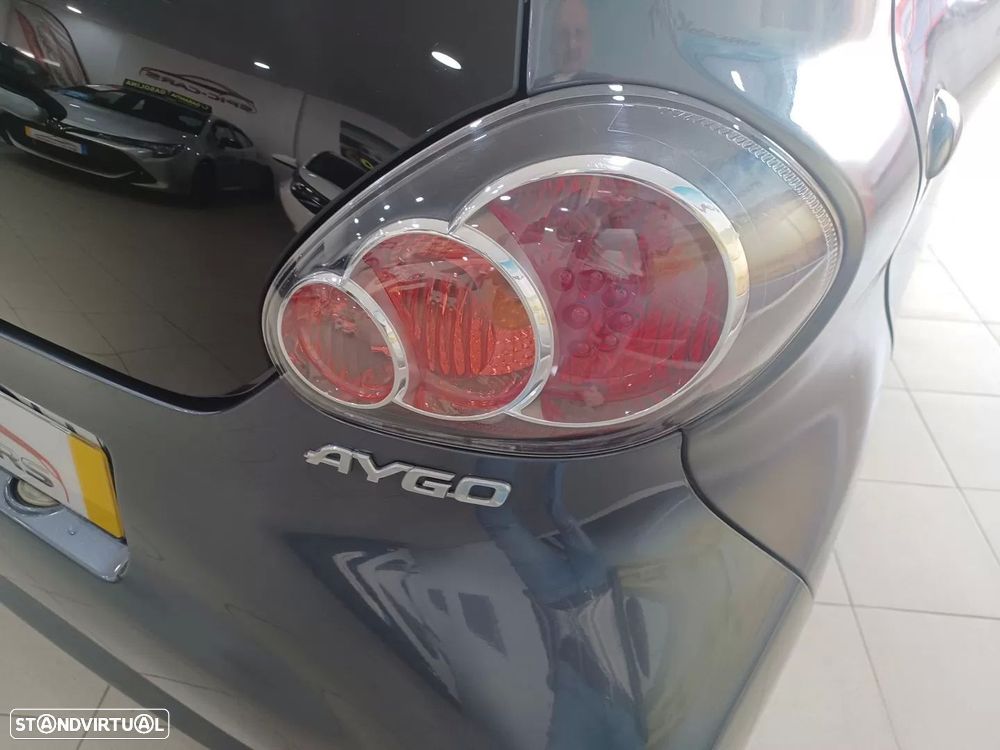Toyota Aygo 1.0 Power Pack+AC+JLL - 26