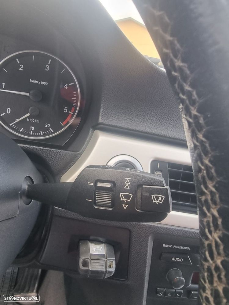 BMW 320 d Touring - 18