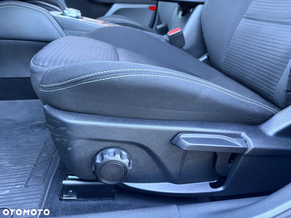 Ford Focus 1.5 EcoBlue Titanium X - 11