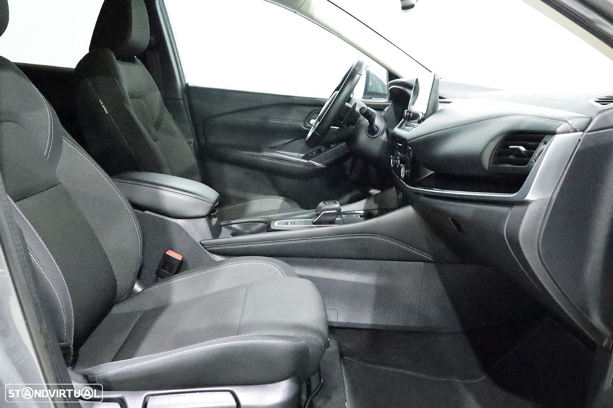 Nissan Qashqai 1.3 DIG-T N-Connecta Xtronic - 20