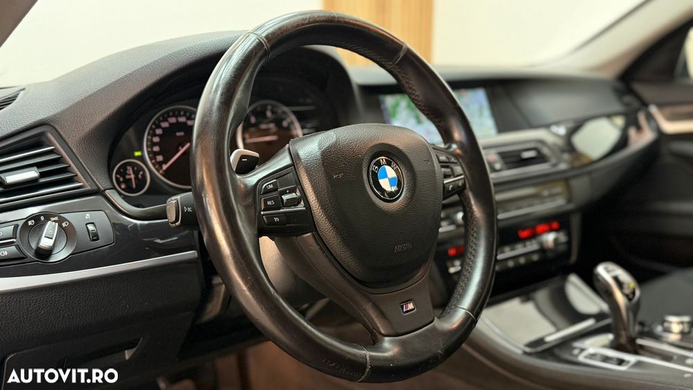 BMW Seria 5 520d - 25