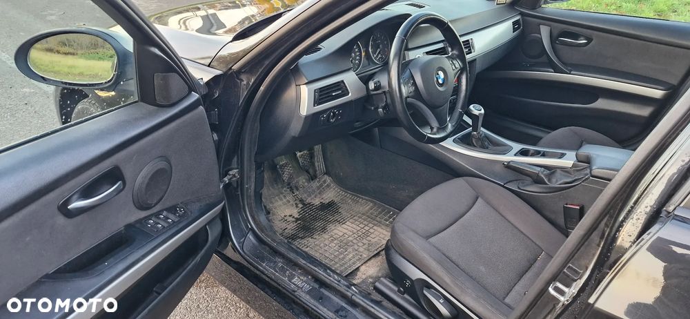 BMW Seria 3 - 17