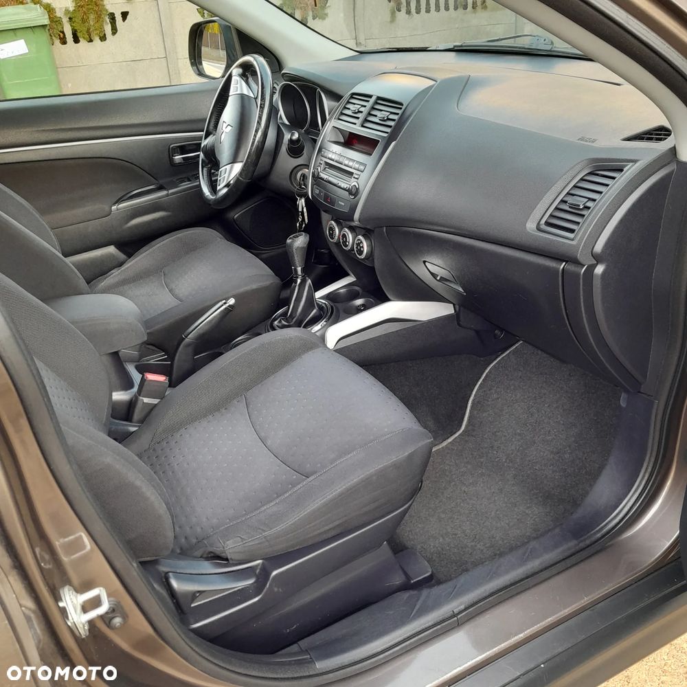 Mitsubishi ASX - 7