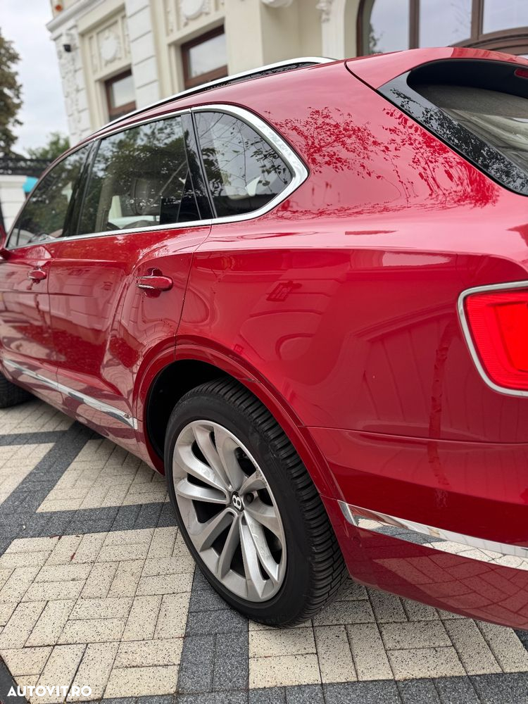 Bentley Bentayga - 9