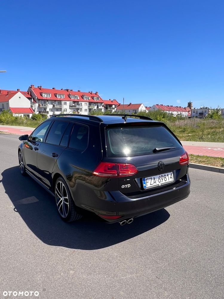 Volkswagen Golf GTD 2.0 TDI SCR DSG - 3
