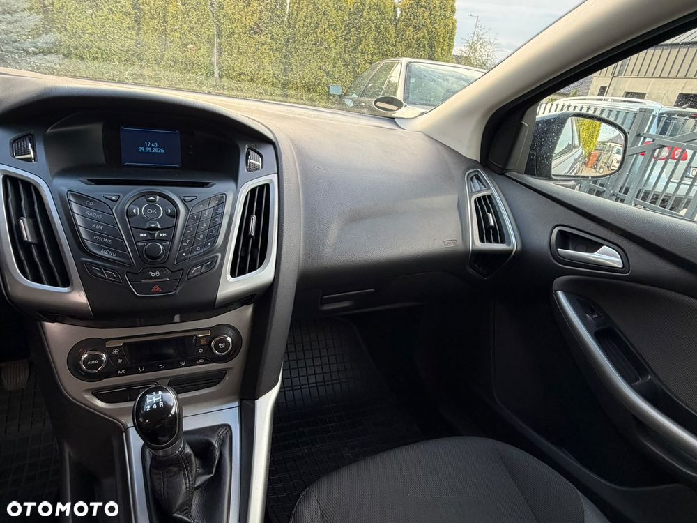 Ford Focus 1.6 Edition Start - 10