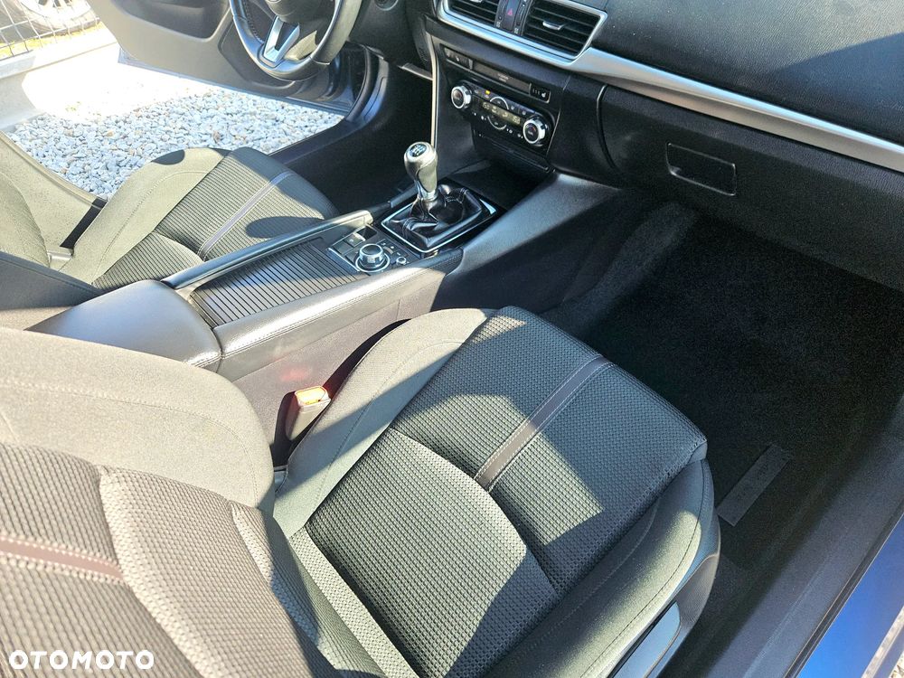 Mazda 3 - 32