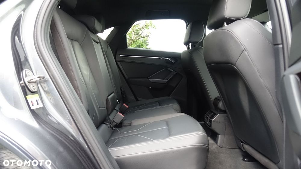 Audi Q3 Sportback - 27