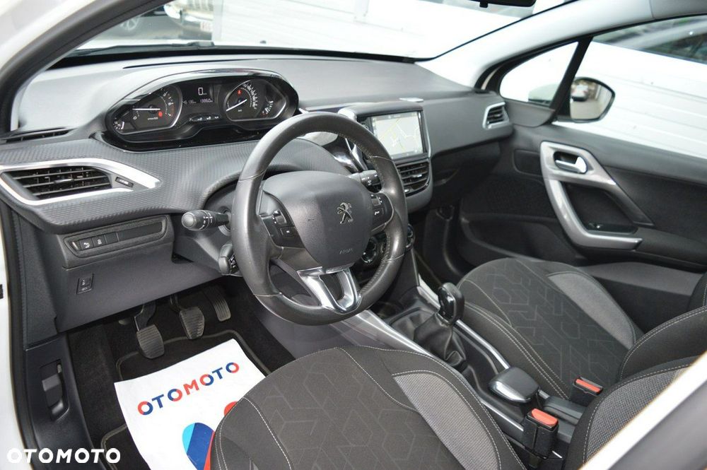 Peugeot 2008 1.2 Pure Tech Access - 21
