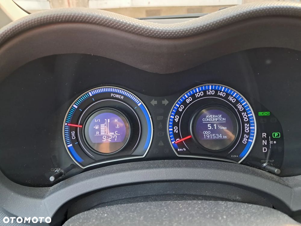 Toyota Auris 1.8 HSD Prestige NAVI - 8
