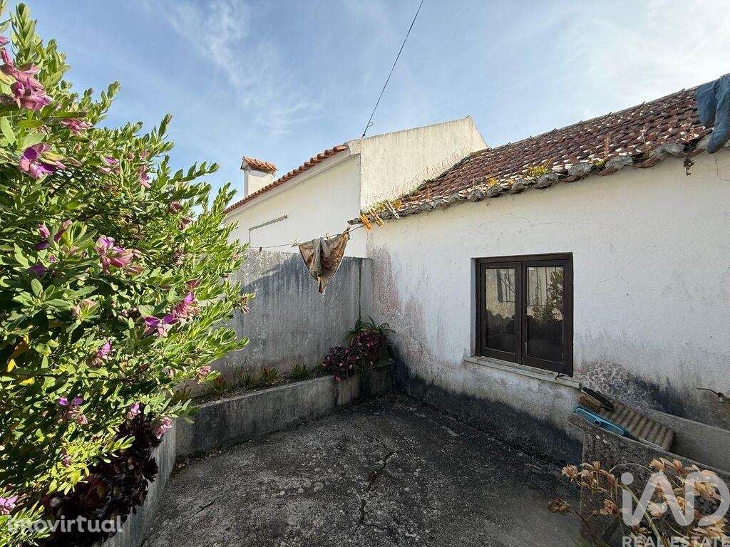Casa / Villa T2 em São Bartolomeu dos Galegos e Moledo de 104 m2 - Grande imagem: 5/36