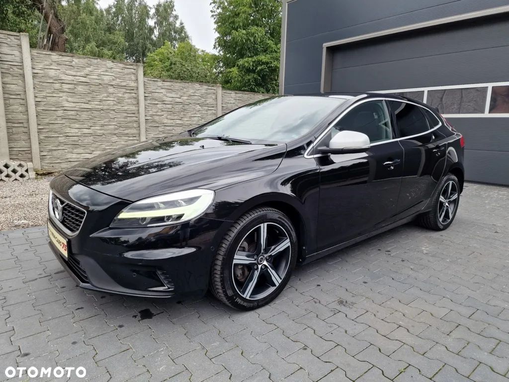 Volvo V40 T3 Geartronic RDesign - 1