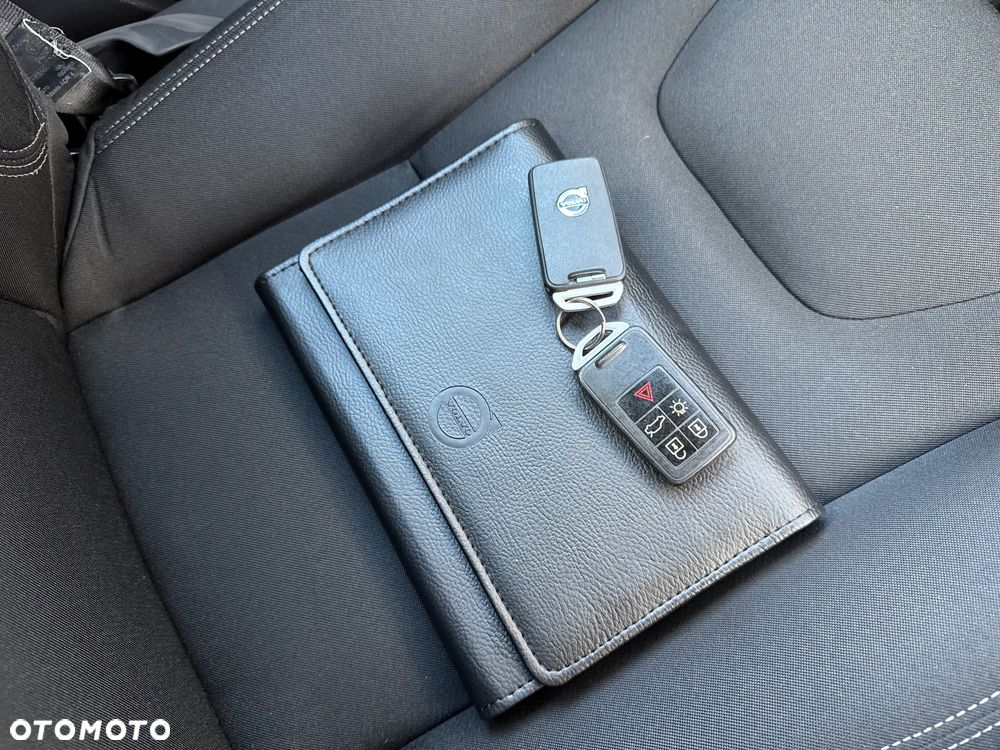 Volvo V60 D3 Geartronic Momentum Pro - 31