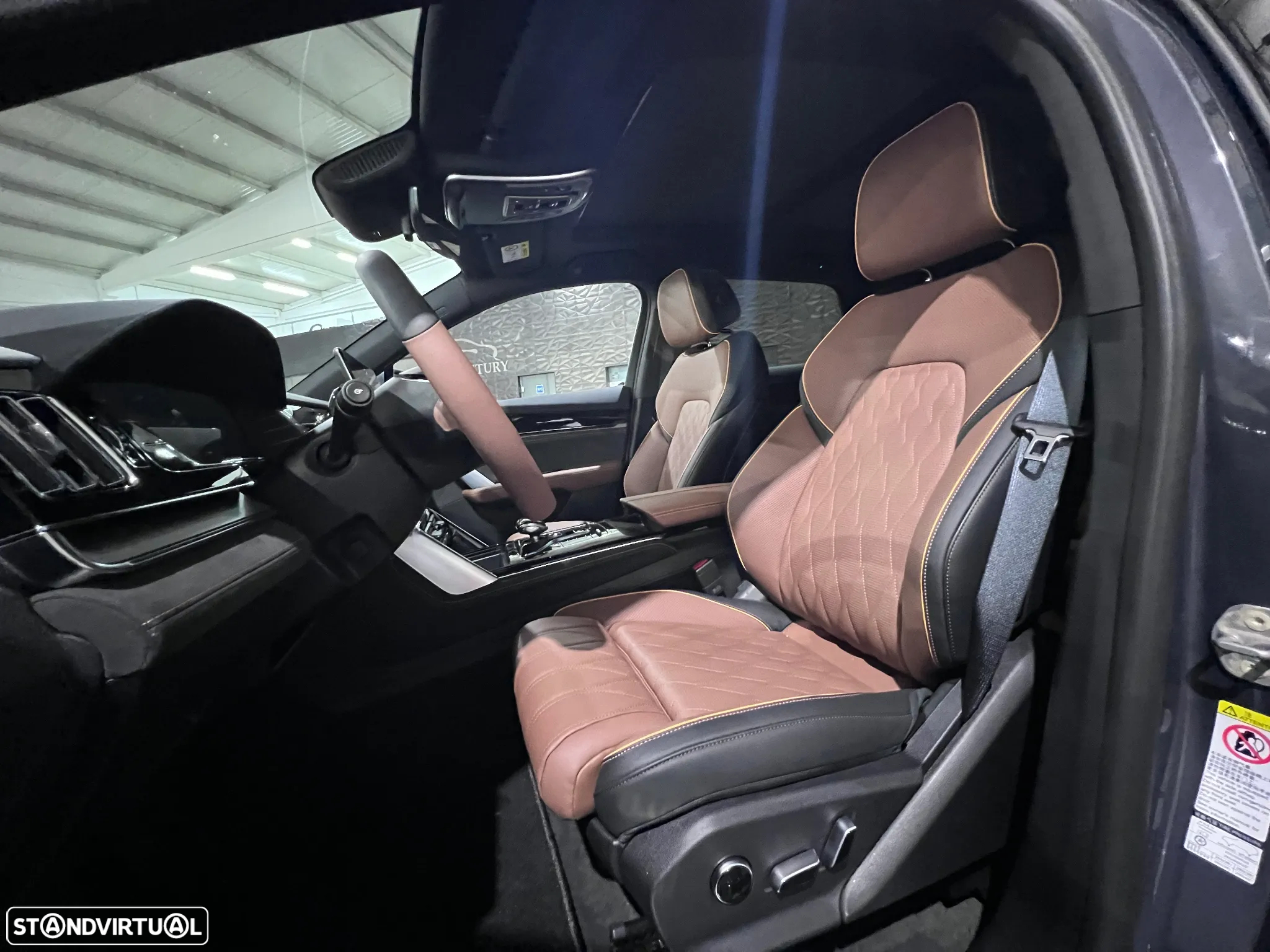BYD Tang 86.4 kWh AWD Flagship - 10
