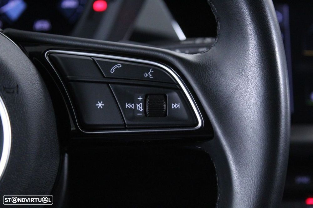 Audi A3 Sportback 30 TFSI Advanced S tronic - 24