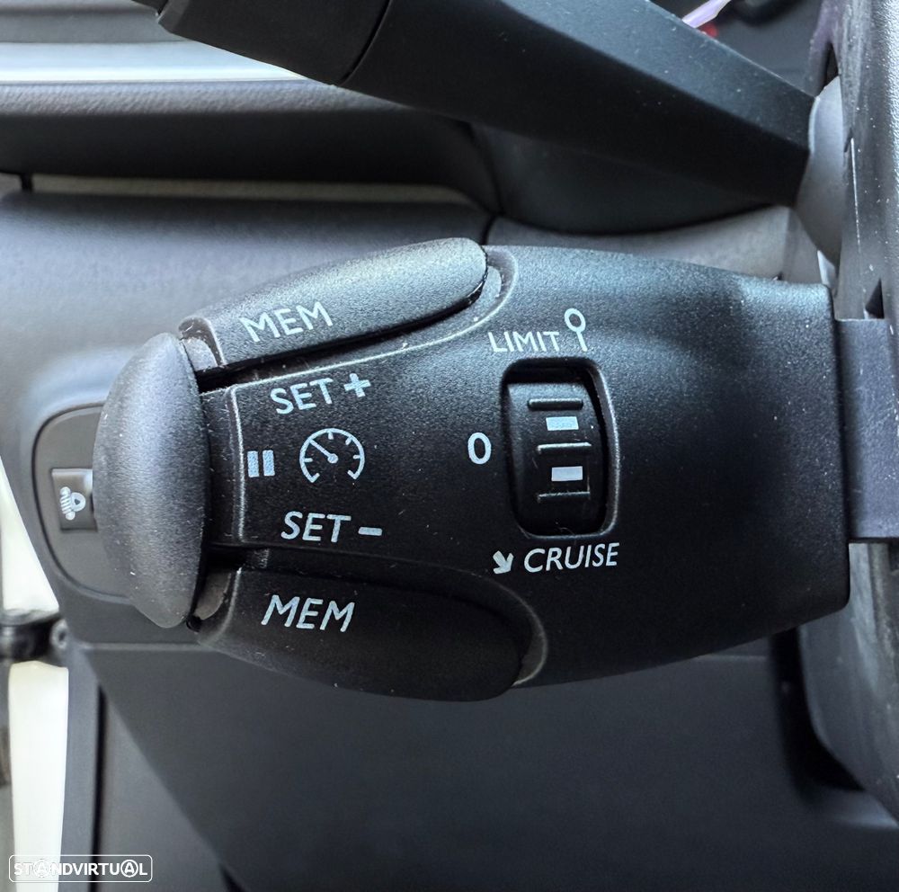 Citroën C3 1.2 PureTech Shine - 12