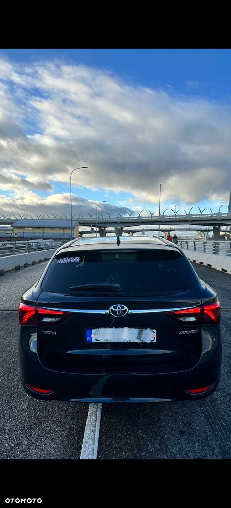 Toyota Avensis - 5