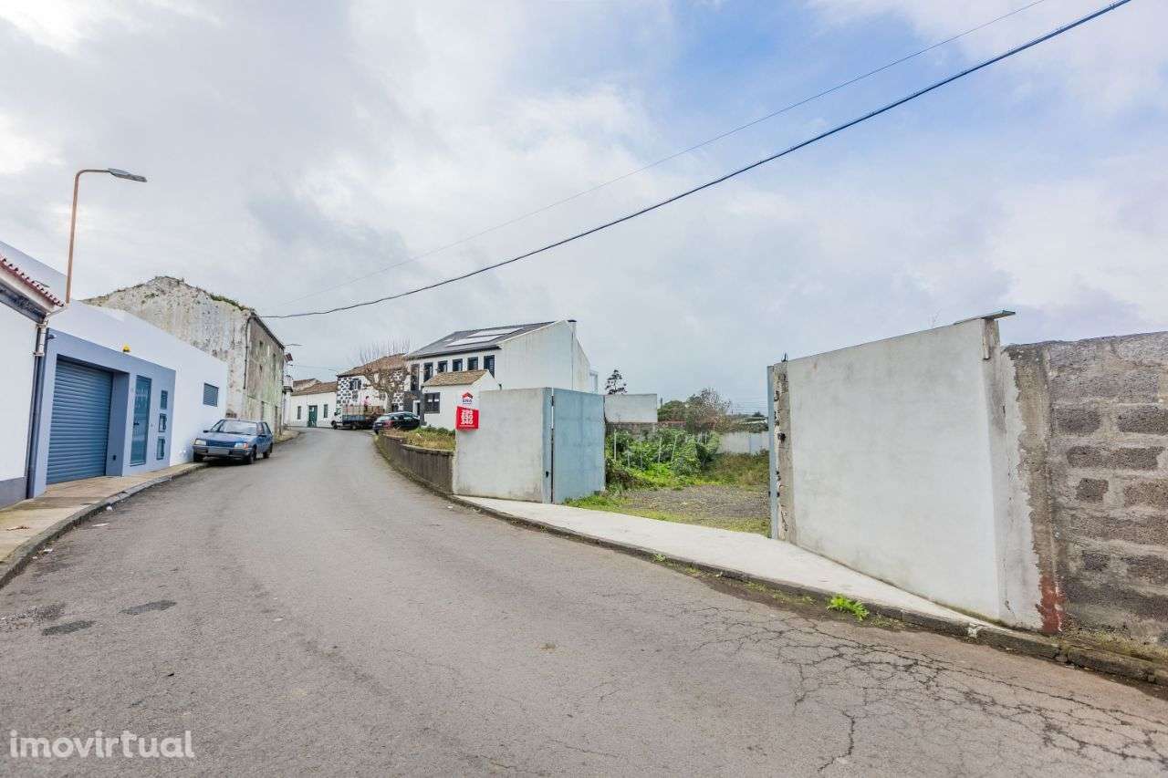 Terreno nos Fenais da Luz - Grande imagem: 3/12