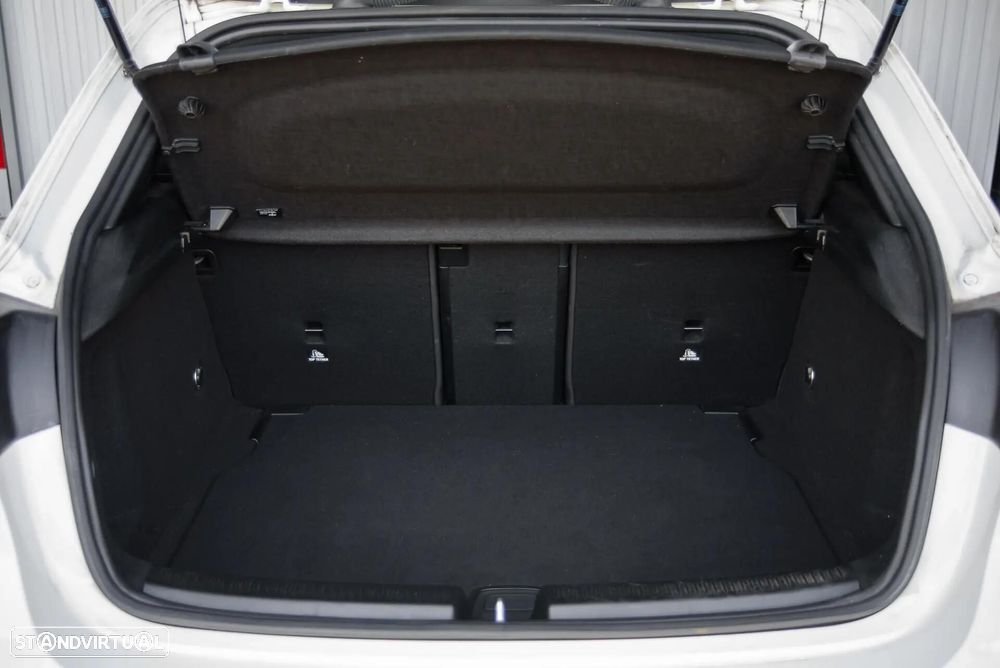 Mercedes-Benz A 180 d AMG Line - 15