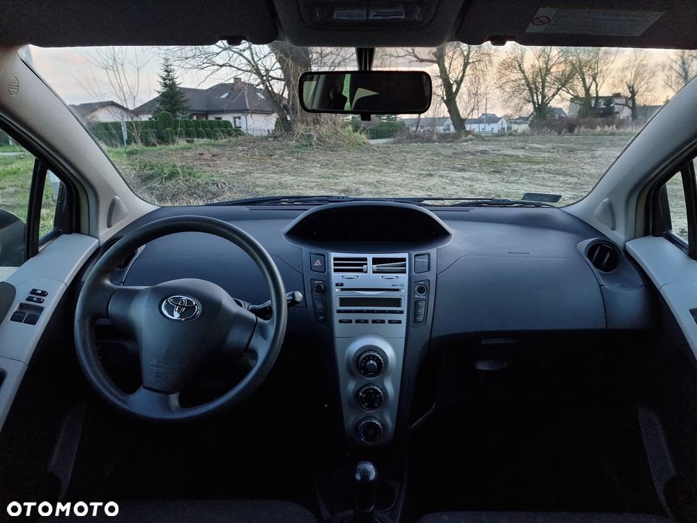 Toyota Yaris 1.0 VVT-i - 14