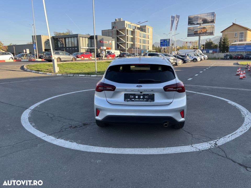 Ford Focus - 4