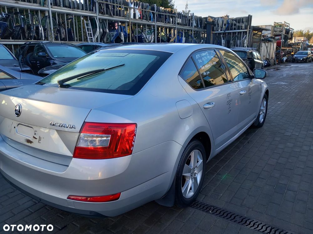 SKODA OCTAVIA III BŁOTNIK PRAWY TYLNY PRAWY TYŁ HB ĆWIARA ĆWIARTKA KOLOR: LA7W - 1