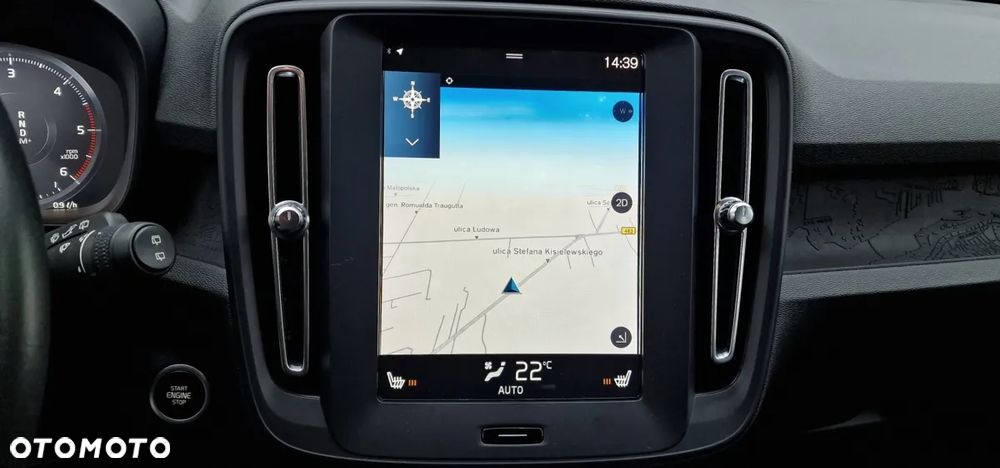 Volvo XC 40 D3 Momentum - 35