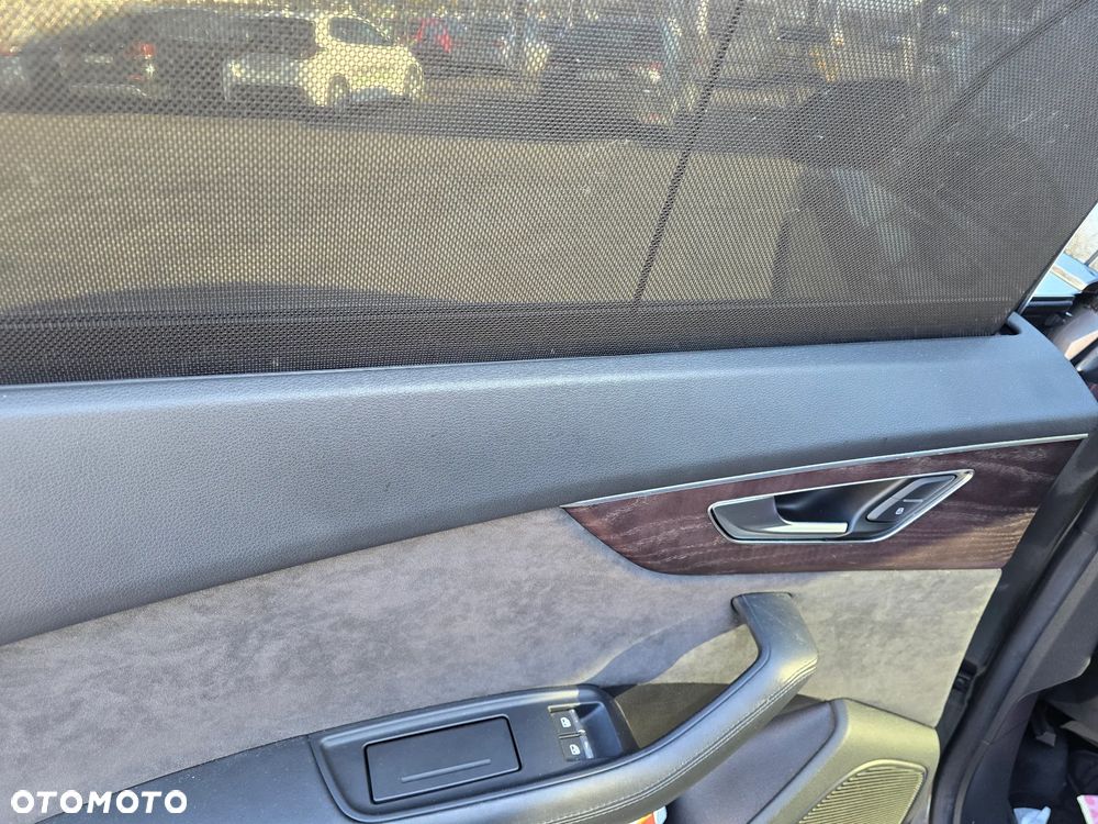 Audi Q8 55 TFSI quattro tiptronic competition plus - 8