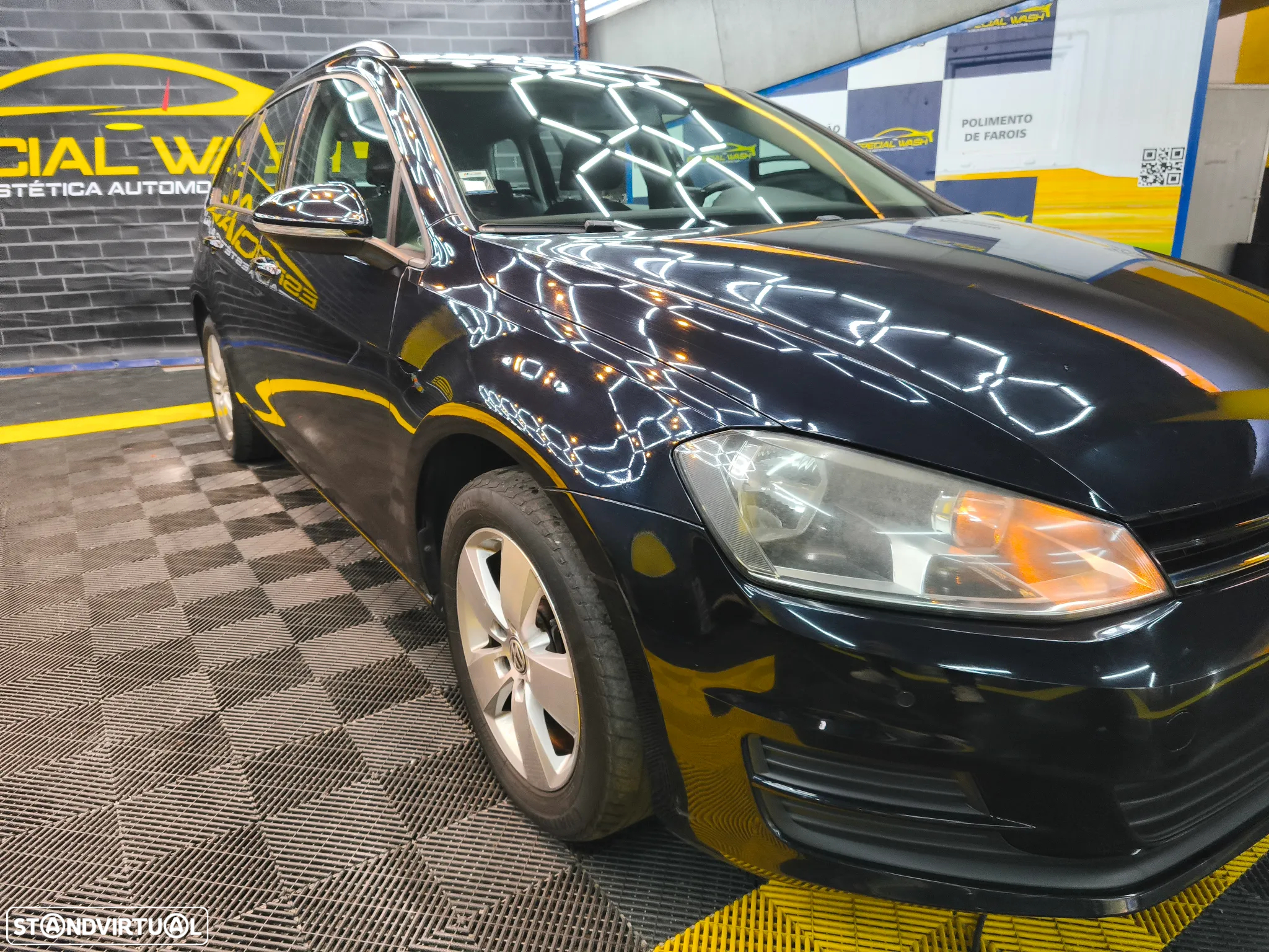 VW Golf Variant 1.6 TDi Highline - 3
