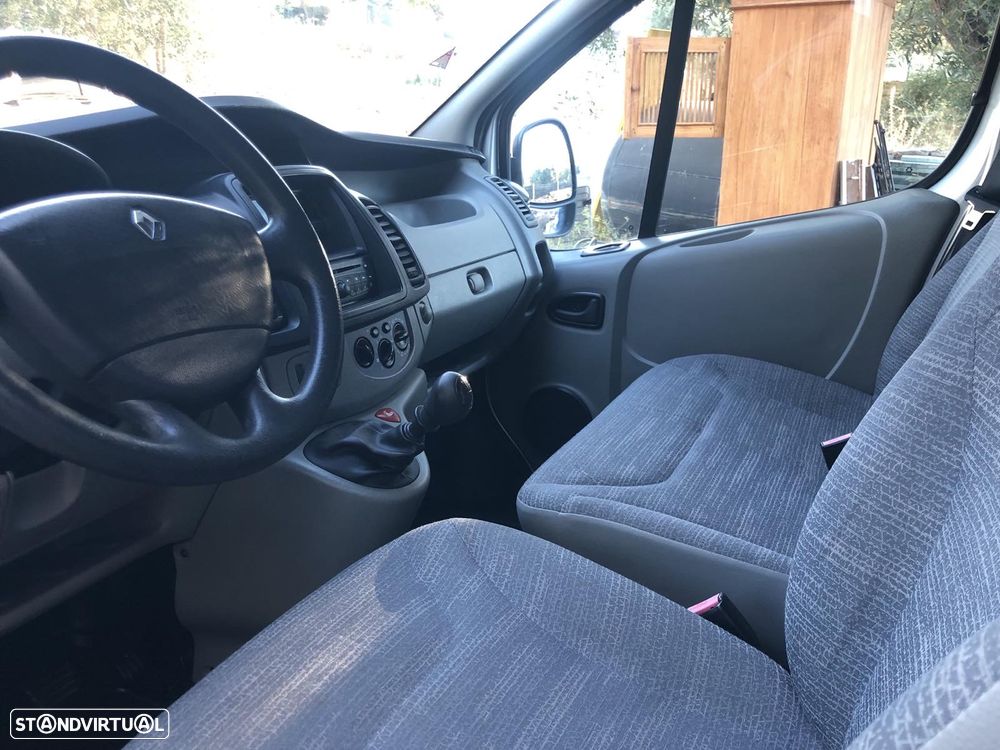 Renault Trafic 2.0 dCi L1H1 - 10