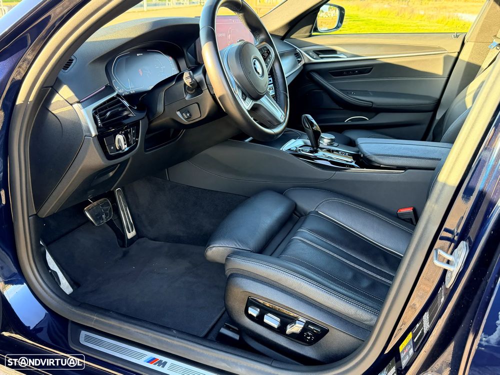 BMW 530 e Pack Desportivo M - 5