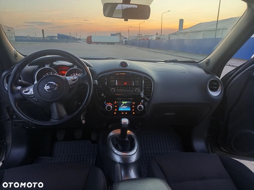 Nissan Juke 1.6 Acenta S&S - 12