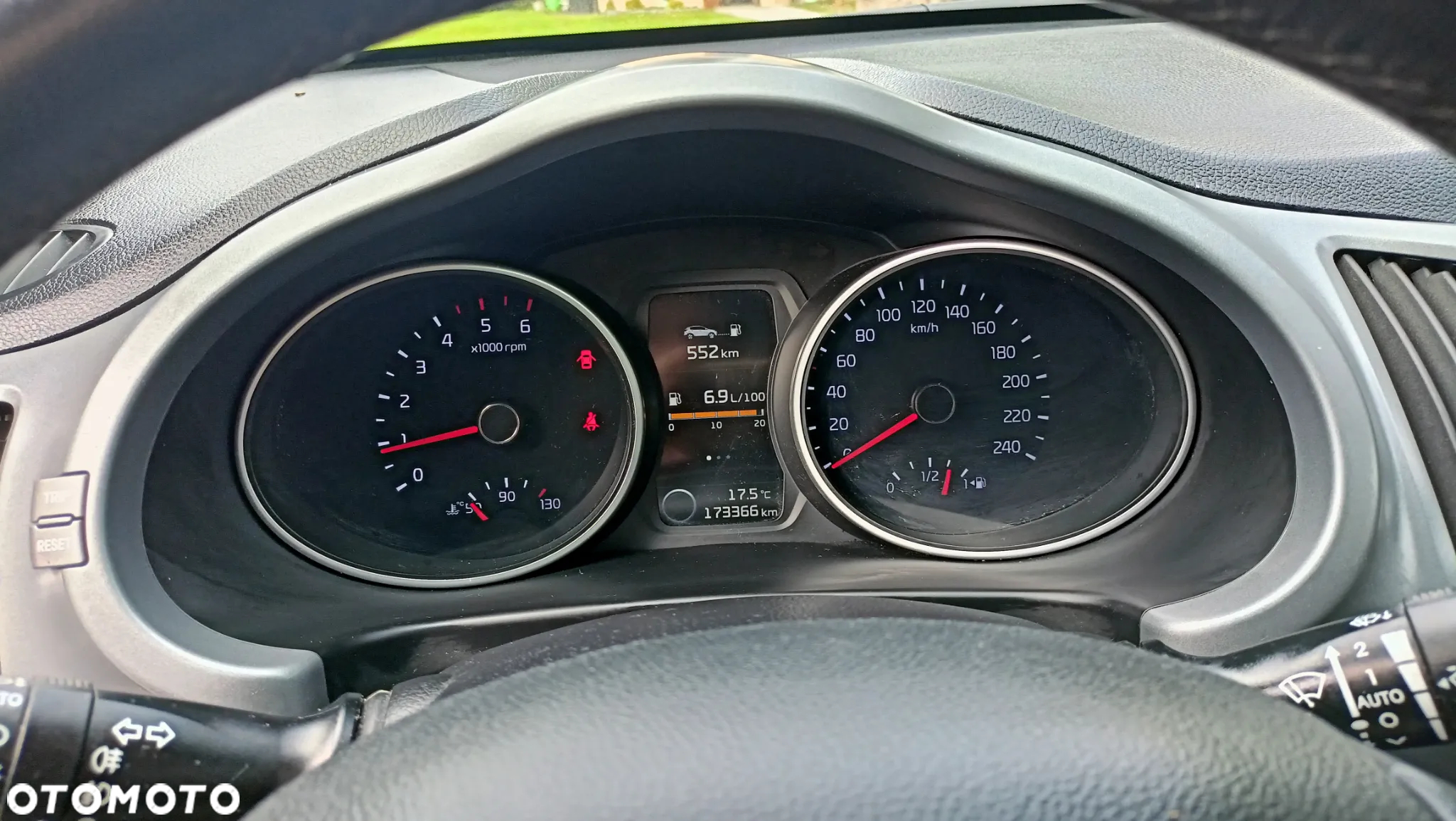 Kia Sportage - 16
